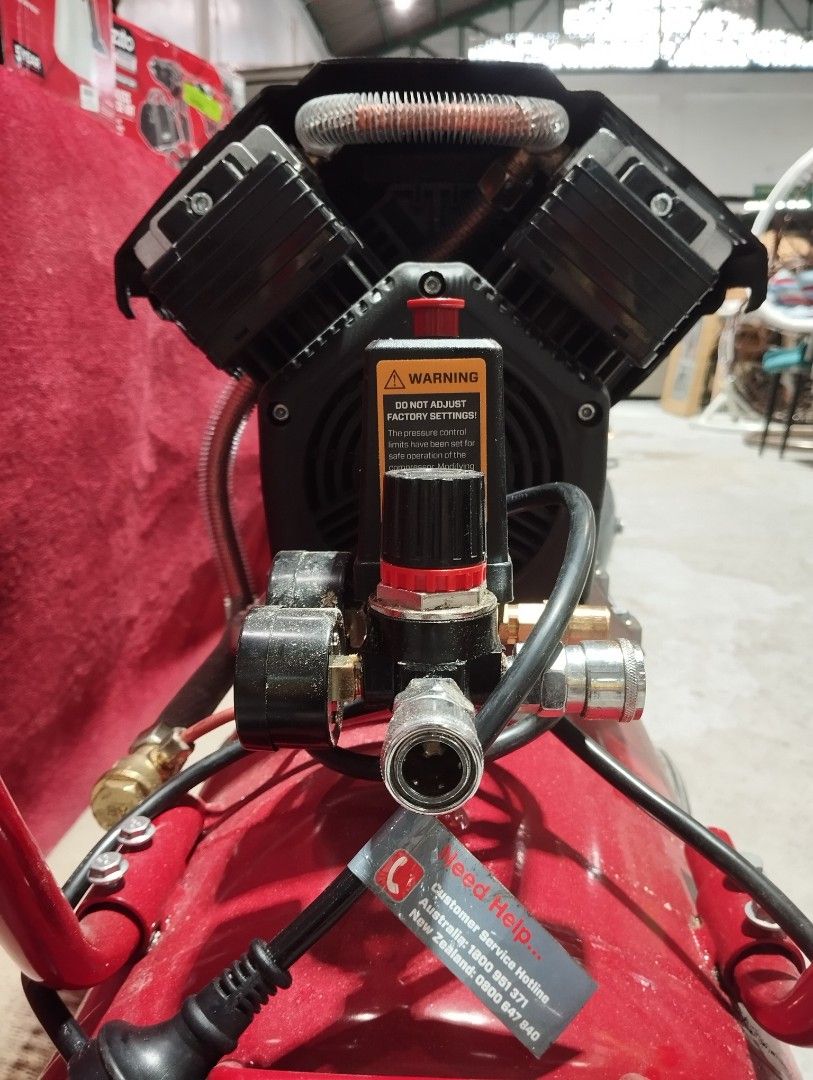 FULL BOAR OIL FREE VTWIN AIR COMPRESSOR 3HP 50L surplus from australia