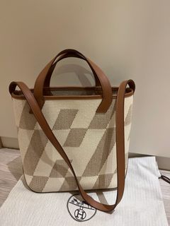 （分類：）位於 。 由 mirry 提交（商品編號 1239845703，圖片 1）。簡介： 。
