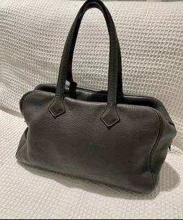 Hermes Victoria ll Fourre-Tout 43 Travel Bag Black Toile Palladium