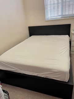IKEA Malm pull up storage bed frame ( Queen)
