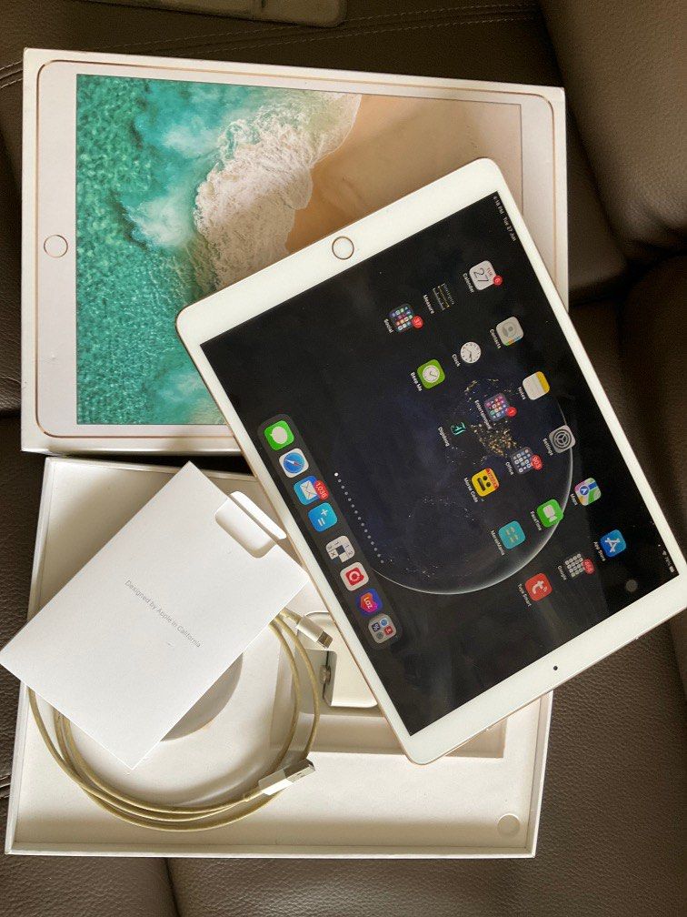 iPad pro 64GB wifi +cellular おまけ多数 - iPad本体