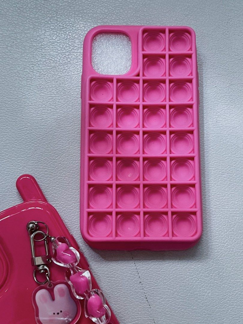 iPhone 11 case (bundle) (Category: Cases & Sleeves) located in Mandaluyong City. Submitted by shiezmae1998 (Listing ID 1239746597, Image 2). Description: 1st case was from H&M 2nd case bought it in Mall This item was sold as a set💘🌸 Rfs : Cp upgrade.