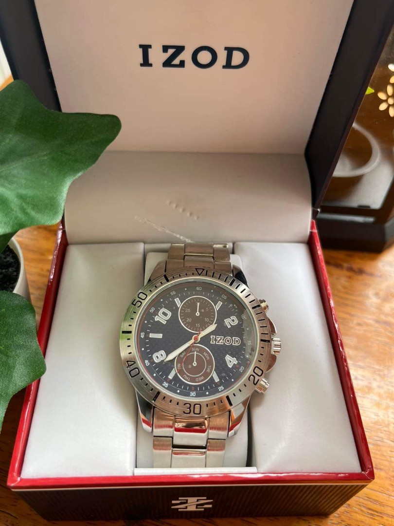 Izod Watch, Men's Fashion, Watches & Accessories, Watches on Carousell