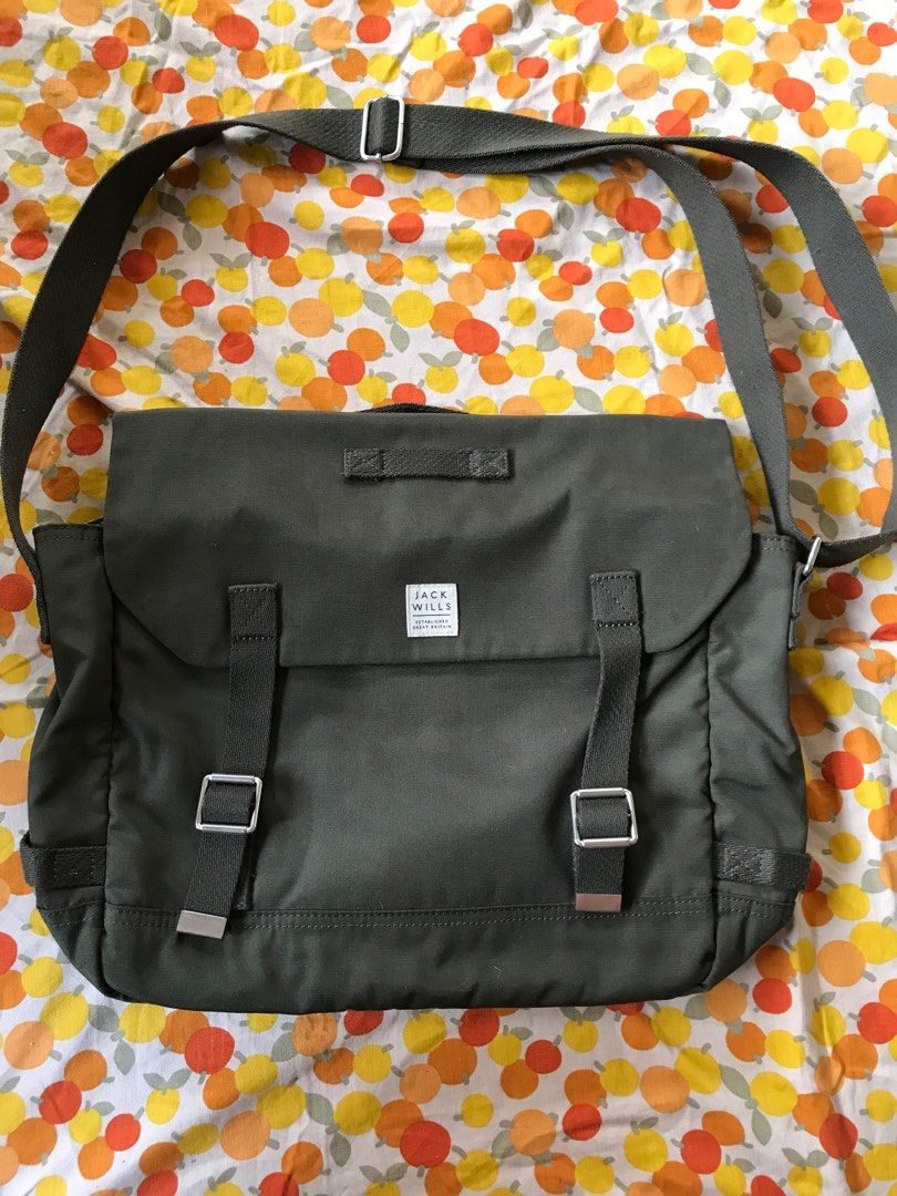 Jack wills outlet messenger bag