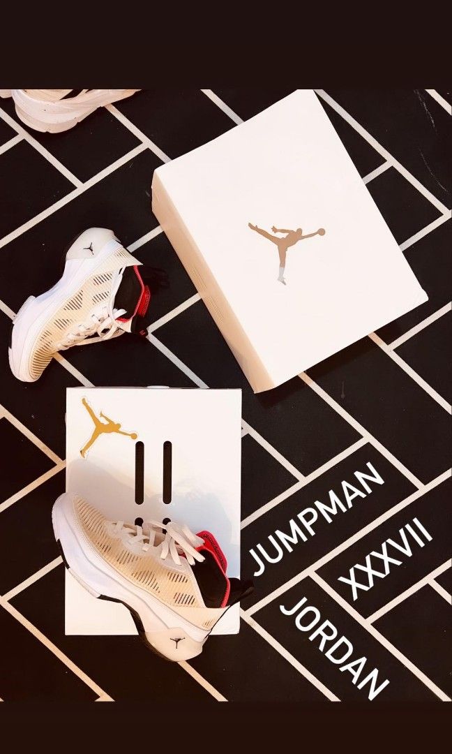 Womens best sale jordans 219