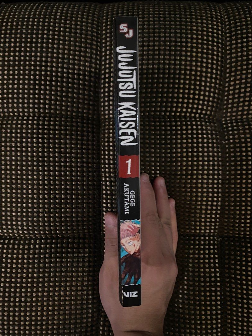 Jujutsu Kaisen Volume 1 (Category: Comics & Manga) located in Manila. Submitted by crytox (Listing ID 1239747777, Image 2). Description: Used once and practically new.