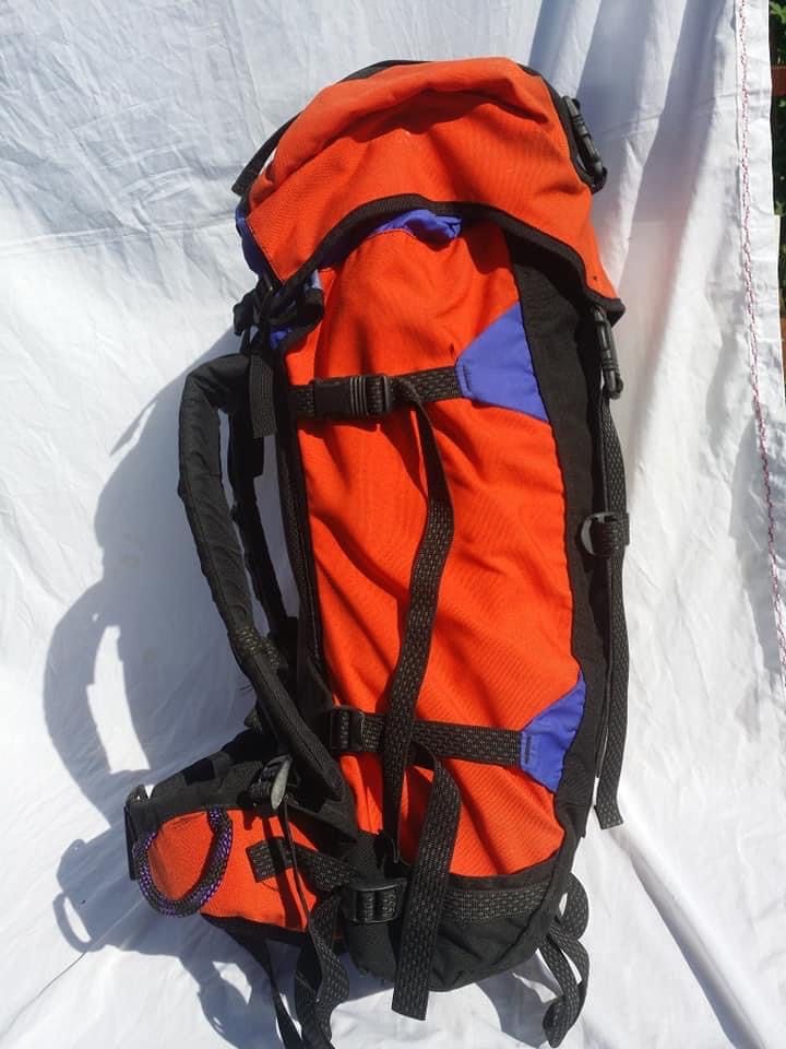 Karrimor Alpiniste (60 + 15 Liter), Sports Equipment, Hiking