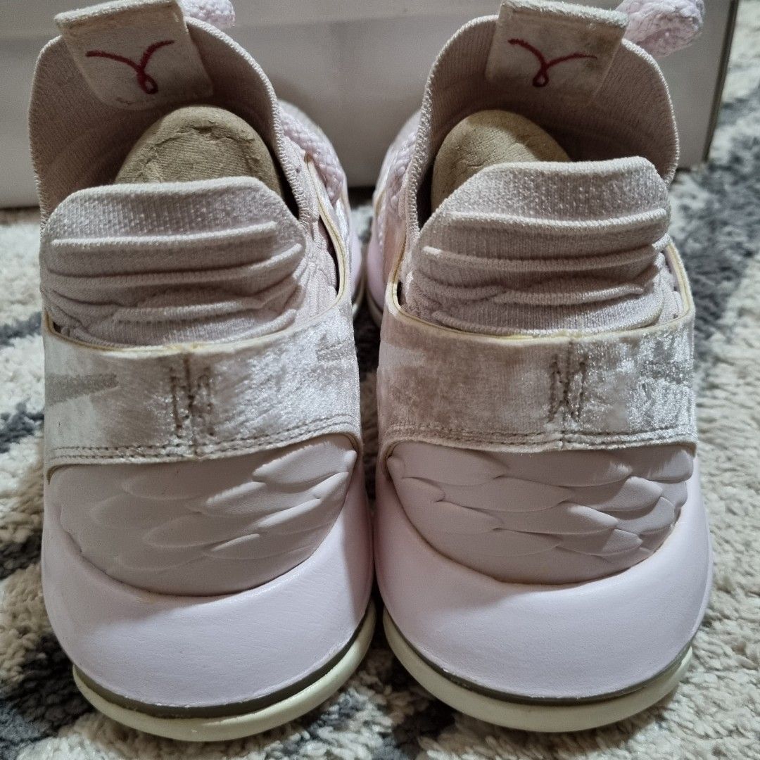 kd 10 aunt pearl on feet