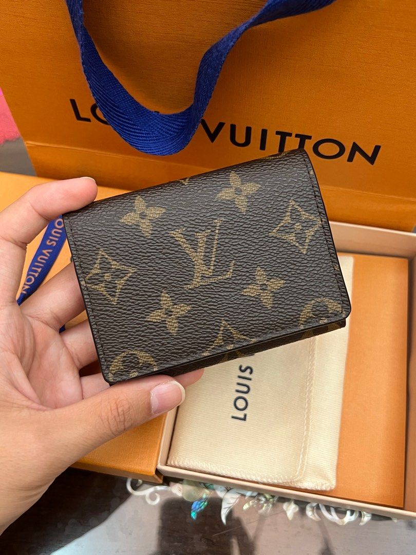 Louis Vuitton ENVELOPPE CARTE DE VISITE - M63801, Luxury, Bags & Wallets on  Carousell