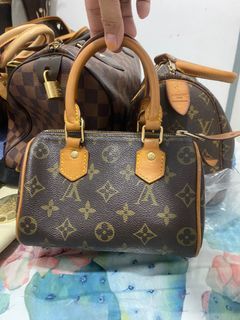 LV Louis Vuitton Spontini Sling Vintage Bag, Women's Fashion, Bags &  Wallets, Purses & Pouches on Carousell