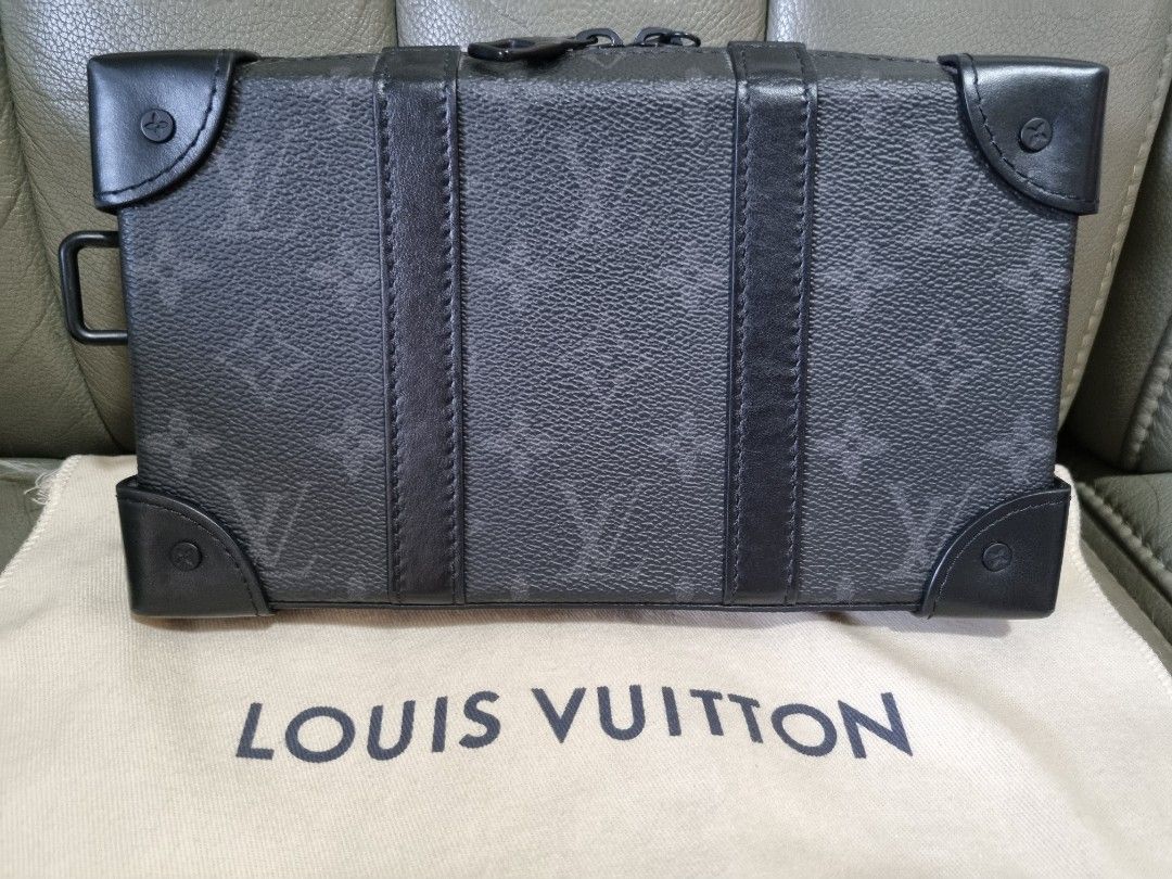 Louis Vuitton Vertical Trunk Wearable Wallet Monogram Taurillon Leather  Black