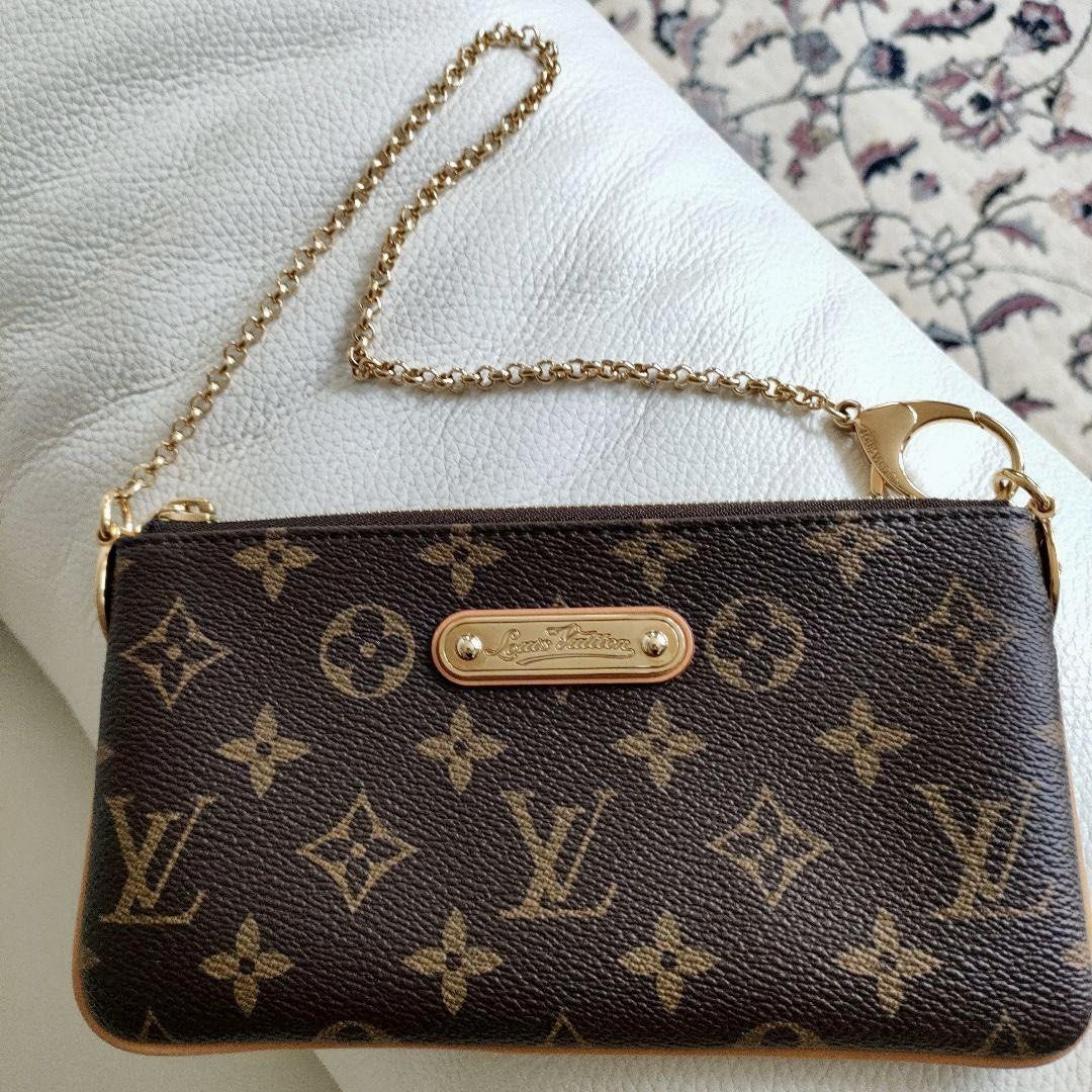 Authentic Louis Vuitton Pochette Felicie in Monogram Canvas, Luxury, Bags &  Wallets on Carousell