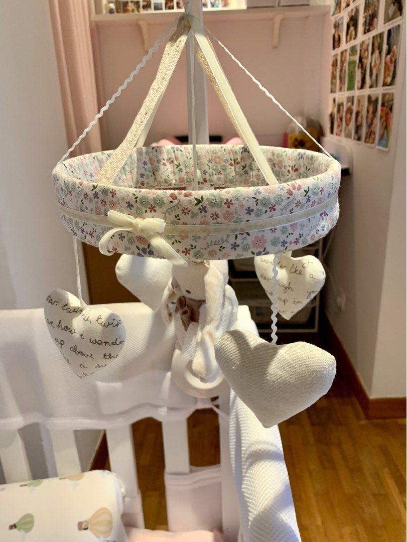Mamas and papas star mobile shop