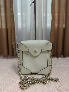 LOUIS CARDY SHOULDER BAG, Women's Fashion, Bags & Wallets, Shoulder Bags on  Carousell