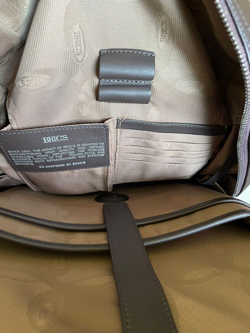 Mercedes benz sales classic leather bag