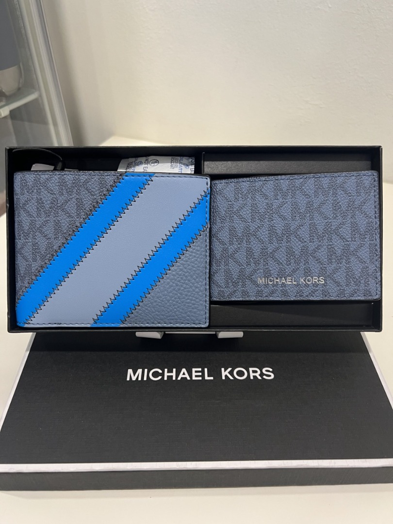 Michael kors 3 2025 in 1 wallet