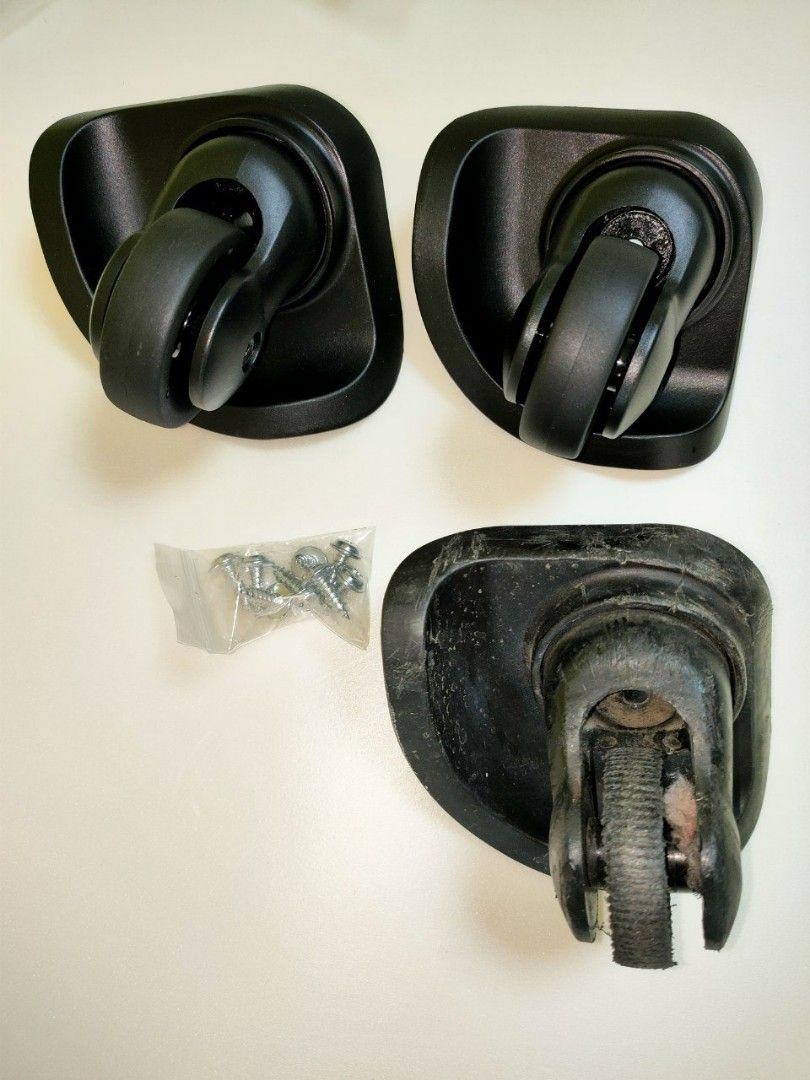 muji-luggage-wheel-to-fix-your-broken-hinomoto-japan-mj2