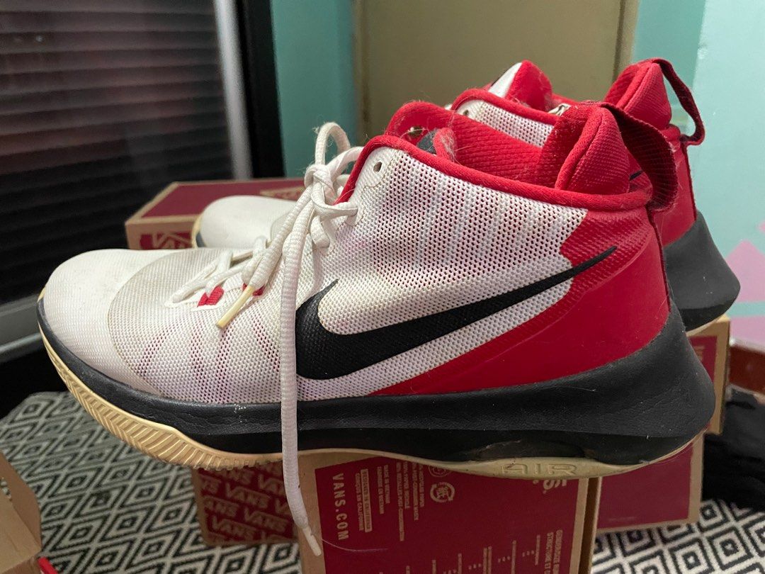 Nike air versitile