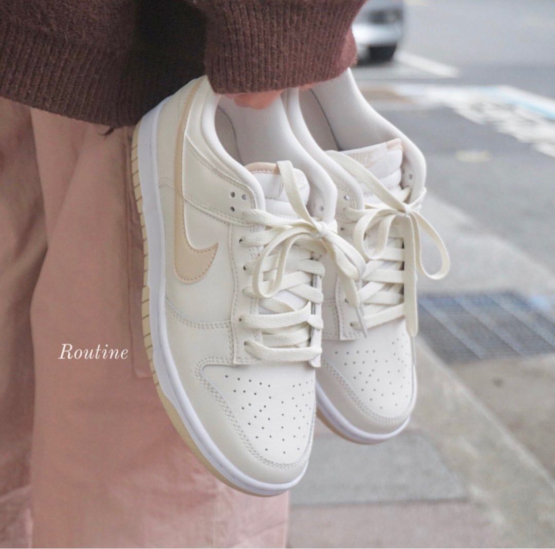 womens nike dunk low pearl white