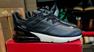 (Category: ) located in . Submitted by nike7111 (Listing ID 1239803877, Image 1). Description: .