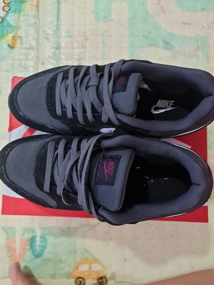 Md runner 2 sneakers hotsell low