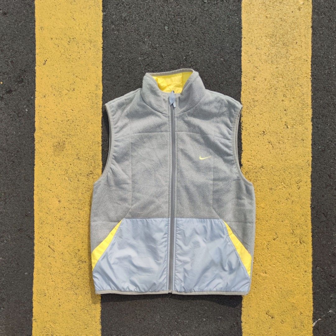 Nike on sale reversible vest