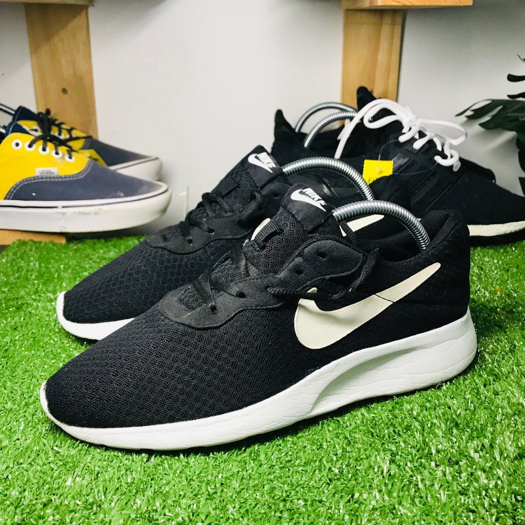 NIKE RUNNING USED ITEM BUNDLE SNEAKER JOGGING RUNNING SHOES