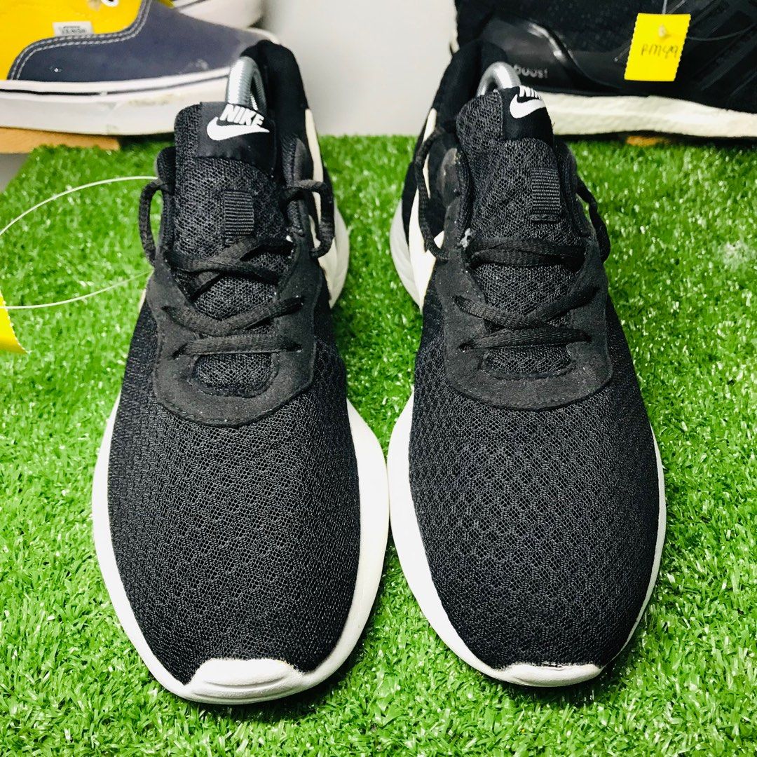 NIKE RUNNING USED ITEM BUNDLE SNEAKER JOGGING RUNNING SHOES