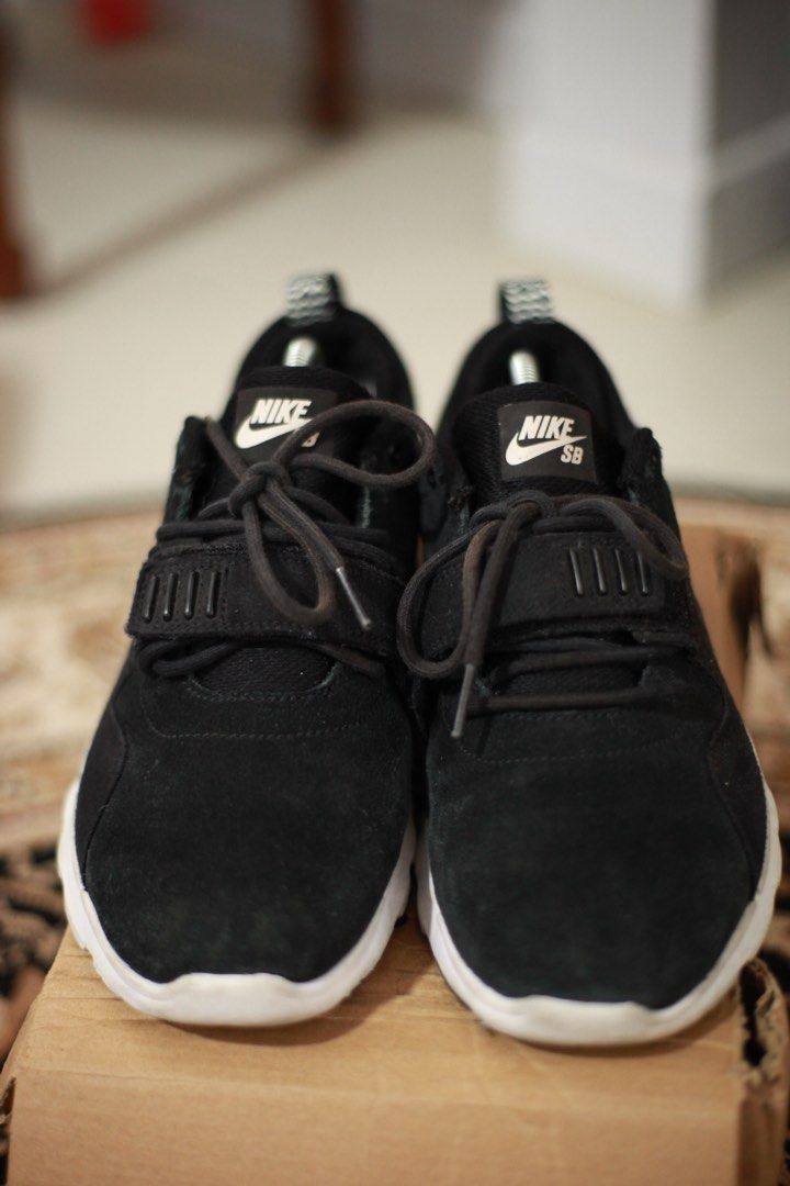 Nike sb trainerendor Men s Fashion Footwear Sneakers on Carousell