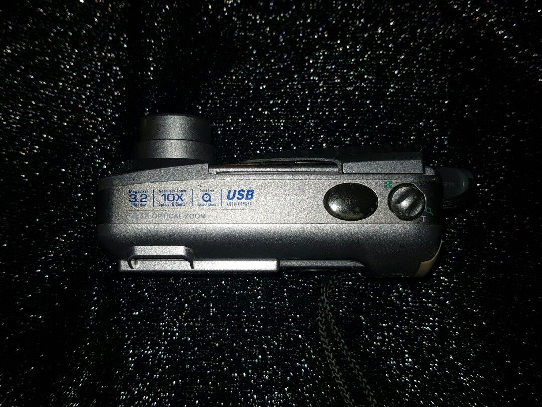 OLYMPUS CAMEDIA D390, Photography, Cameras on Carousell