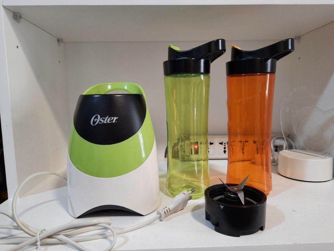 Oster MyBlend Personal Blender w/ extra Bottle, TV & Home Appliances