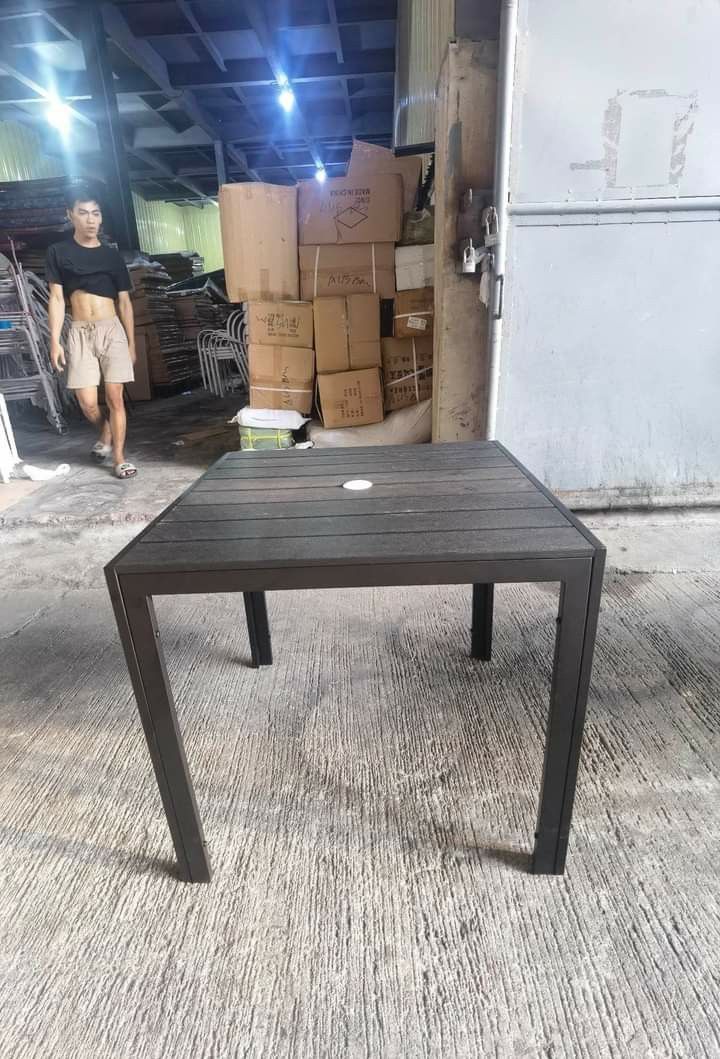 Outdoor table (Category: Tables & Sets) located in Manila. Submitted by saguittarian06 (Listing ID 1239741829, Image 2). Description: Outdoor Table 80cm 4,450.