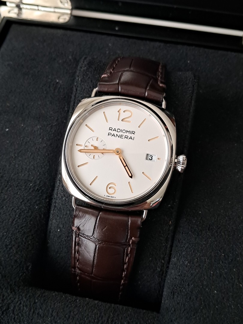 Panerai 1292 Luxury Watches on Carousell