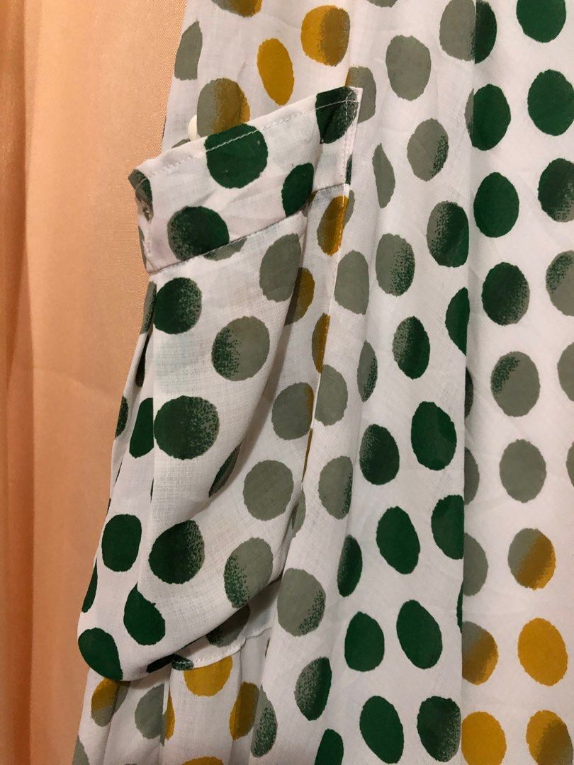 Polka Dot Maxi Dress w/side pocket (Category: Dresses) located in Iloilo. Submitted by krissy10 (Listing ID 1239745568, Image 2). Description: 💚Please read before buying 💚 🔸Brand/Size: None /L 36” bust 💟Thrift Shop Dress in good condition. Pls manage your expectations. May show signs of usage. ❣️No return/refund 💖Color may vary due to lighting 🛍️RFS: Decluterring 💌Pls contact seller for faster transaction. P100 + sf 💸Mop: Gcash 💝NOTE: Pa