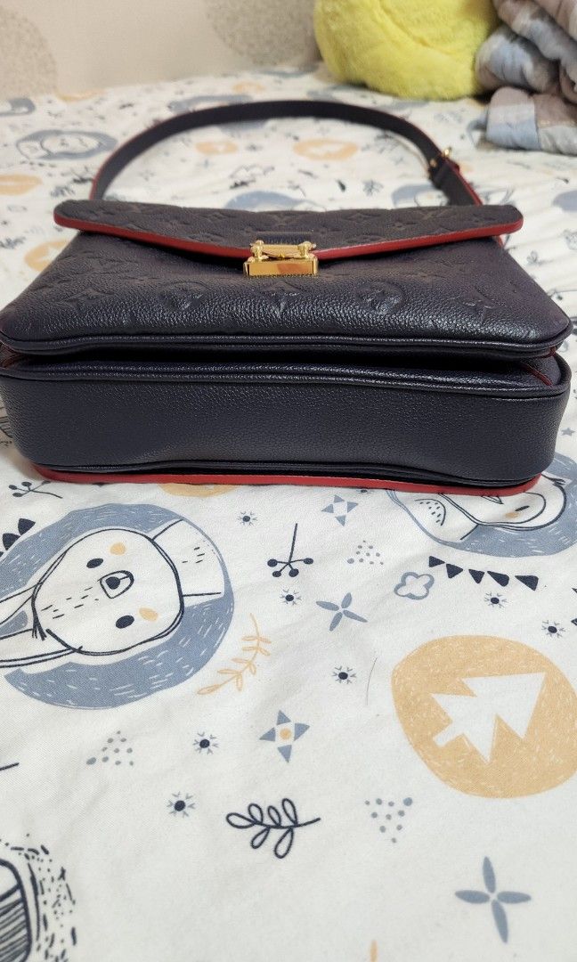 Louis Vuitton Monogram Empreinte Marine Rouge Pochette Metis. Made in  France. Date code: AR1169., Luxury, Bags & Wallets on Carousell