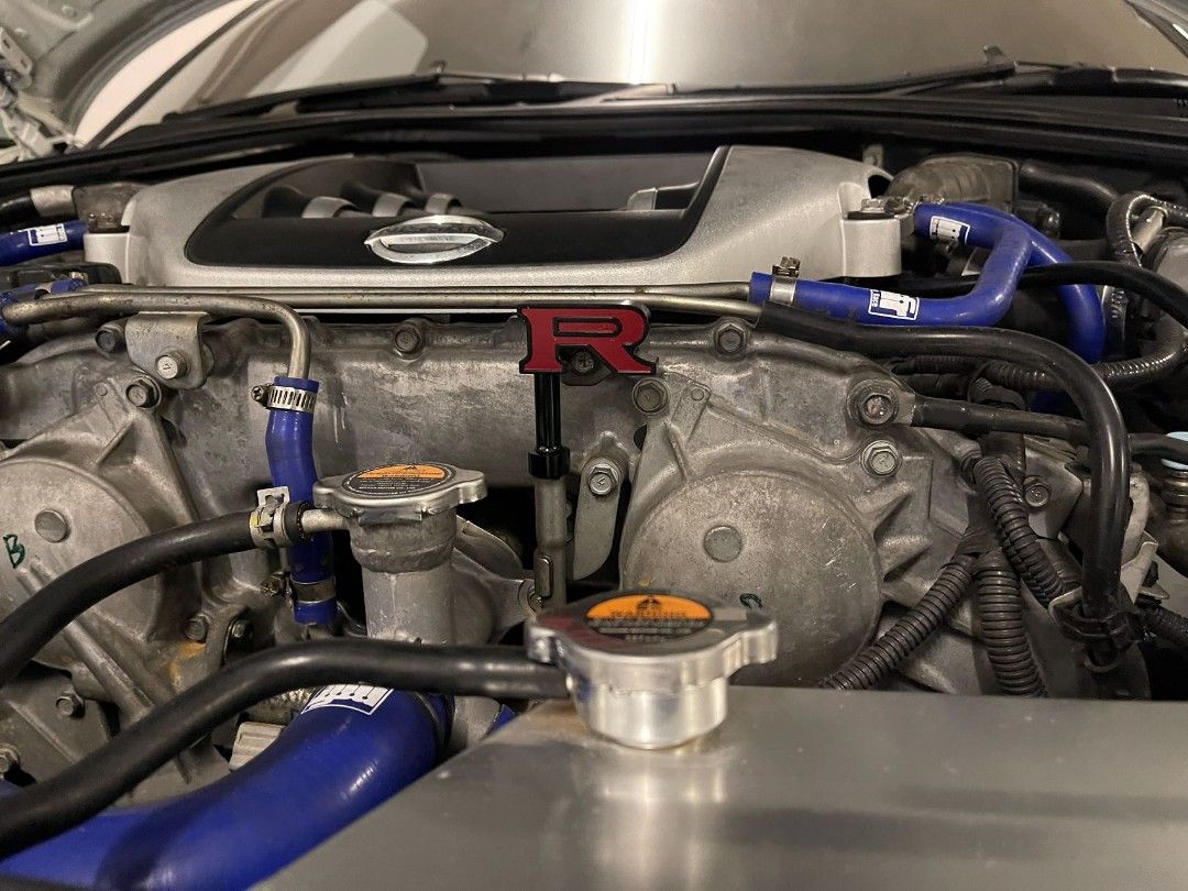 r35 dipstick, Car Accessories, Accessories on Carousell