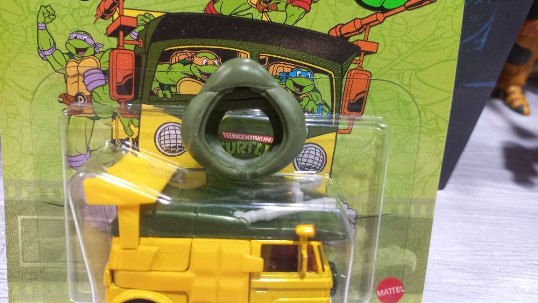 Ready stock in Johor Bahru. FREE disguised smiley face. Hot Wheels