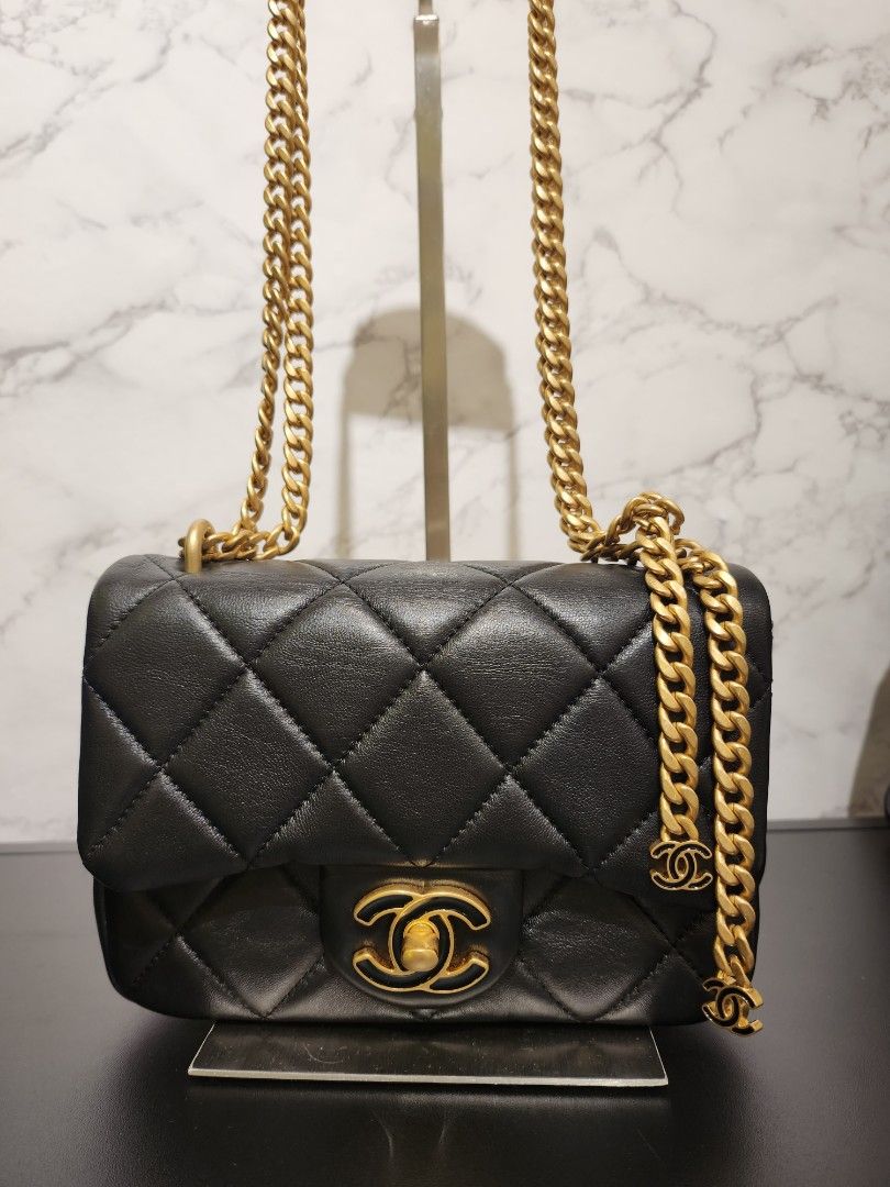 Receipt * Like New Chanel 22p Black Calf skin Microchip Year 2022, Luxury,  Bags & Wallets on Carousell
