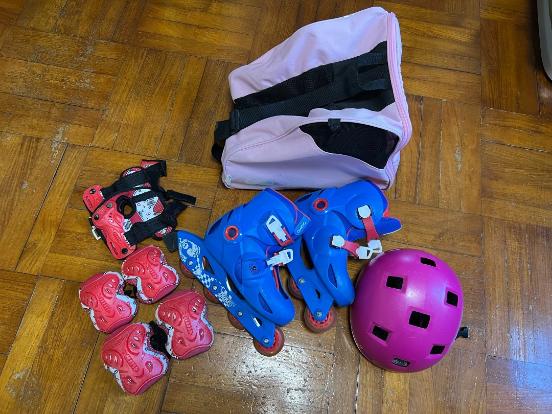 Roller Skate Kit Set(Decathlon) Blue, 運動產品, 其他運動配件 Carousell