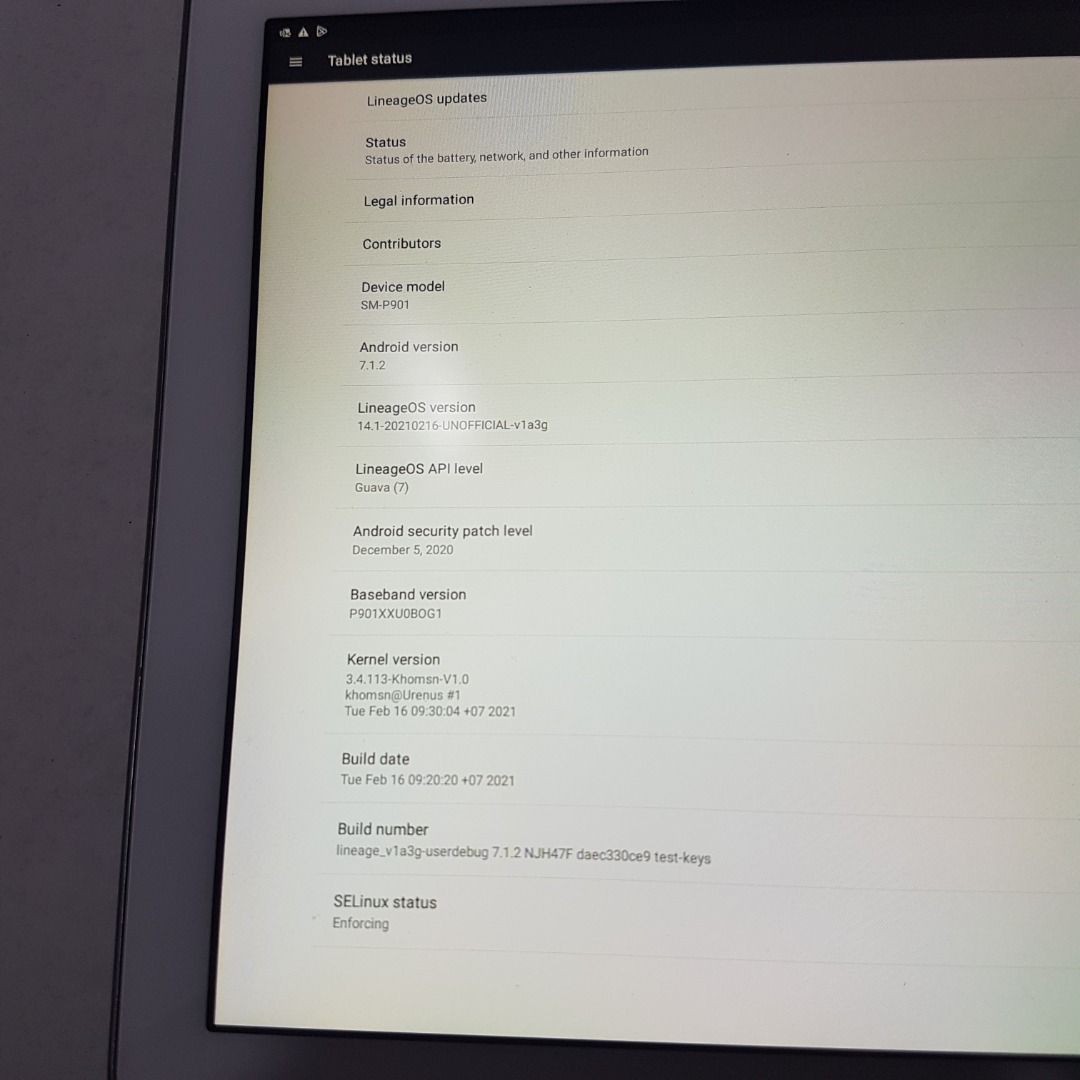 Samsung Galaxy Note PRO SM-P901 11x5.8" Android 7.1.2 White Tablet (Category: Android) located in Manila. Submitted by pippintook (Listing ID 1239868733, Image 3). Description: - 11.5x8" - Android 7.1.2 - 32 GB - Original price was around 40k php - White - Only good for light tasks like digital sketching, social media, reading etc. .