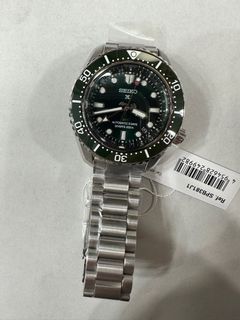 (Category: ) located in . Submitted by seikowatchfactory (Listing ID 1239737003, Image 1). Description: .