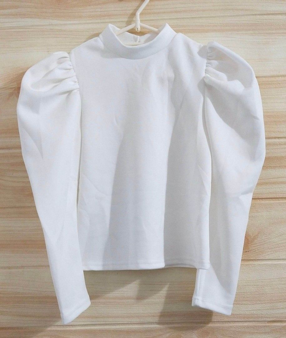 Shein Kids: Puff Sleeves 8Y (Category: Babies & Kids Fashion) located in Paranaque City. Submitted by cotton.cloud_07 (Listing ID 1239843311, Image 1). Description: ▫️Brandnew w/ pouch 🤍.