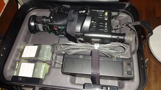 Sony Handycam Pro Video Caamera Recorder CCD-V90