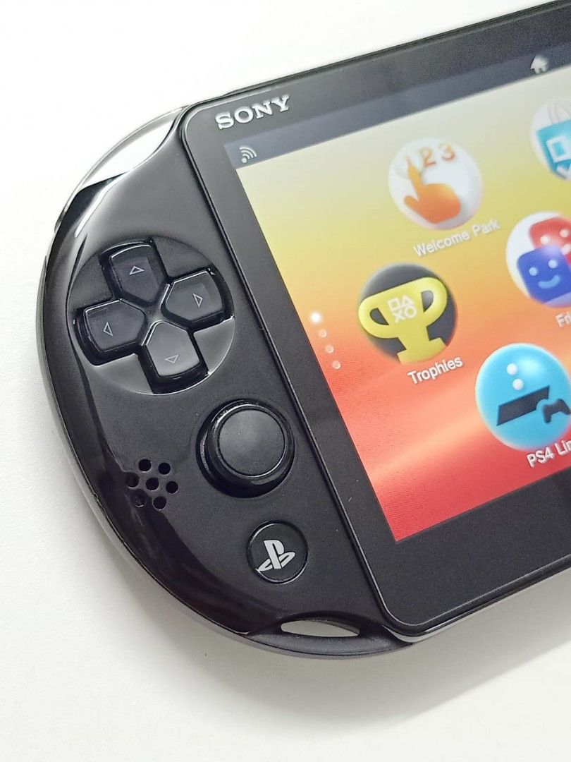 Sony PS Vita 2000(Black), Video Gaming, Video Game Consoles