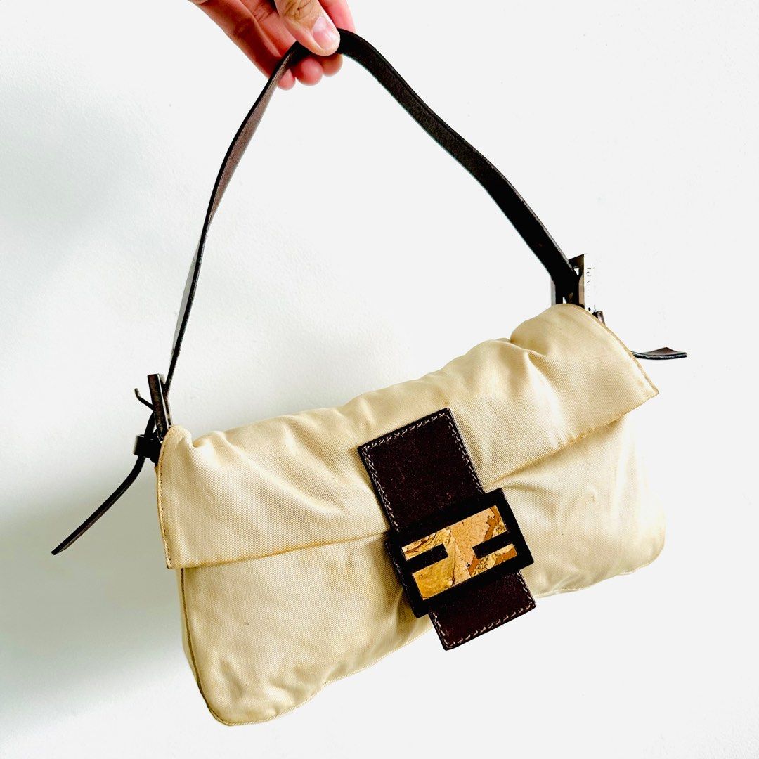 White fendi baguette store