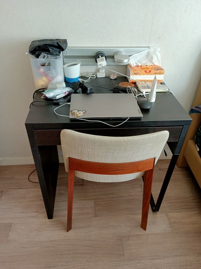 Study Table (Category: Tables & Sets) located in Singapore. Submitted by skktulip (Listing ID 1239793490, Image 1). Description: Well used & in good working condition. Getting a bigger table, thus selling. Self collect. Dimensions: 73cm ((L) x 50cm (W) x 74 cm (H).