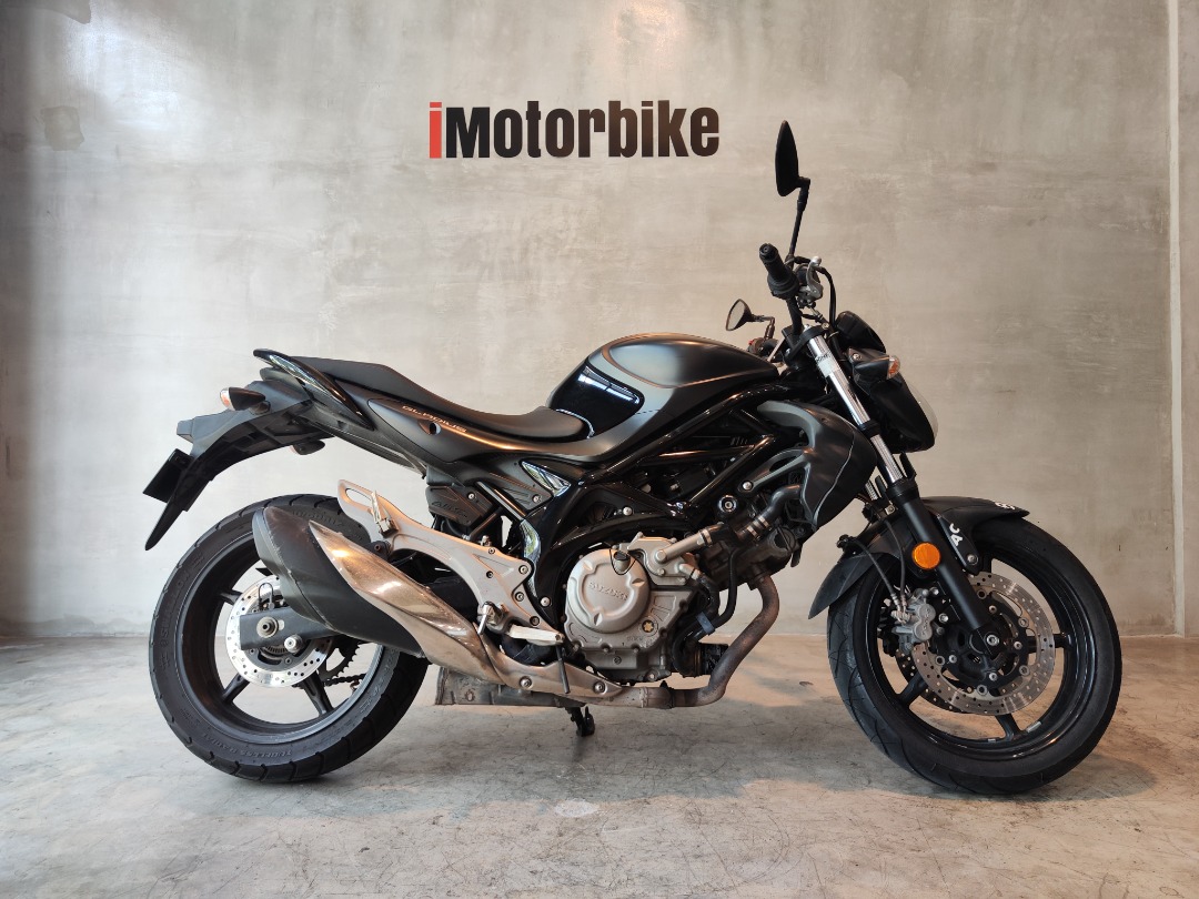 Suzuki sfv top 650 gladius 2015