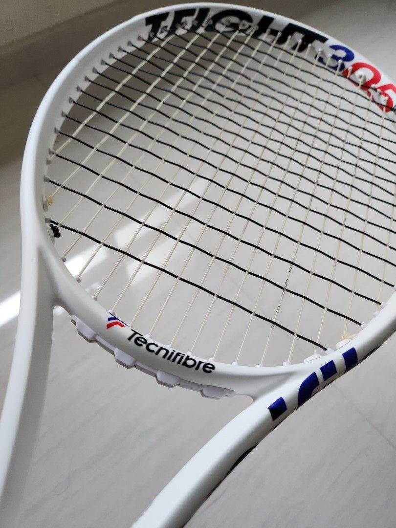 Tecnifibre T-Fight RS 305 Racquet Review: A Detailed Look