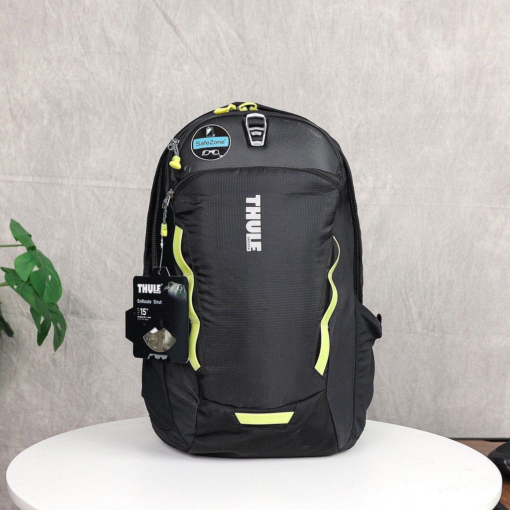 Thule EnRoute Blur Daypack (Category: Backpacks) located in Las Pinas. Submitted by DC.OneStopShop (Listing ID 1239717821, Image 2). Description: 🔥On Sale🔥 PRE-ORDER✅ Location: Vietnam🇻🇳 ▪️Thule EnRoute Blur Daypack ▪️2 Available Colors ✔️47*33*23 cm ✔️750g 💯Orig 🏷2,990php Free shipping 🇻🇳Vietnam to 🇵🇭Ph July 20 NEXT ETA📦.