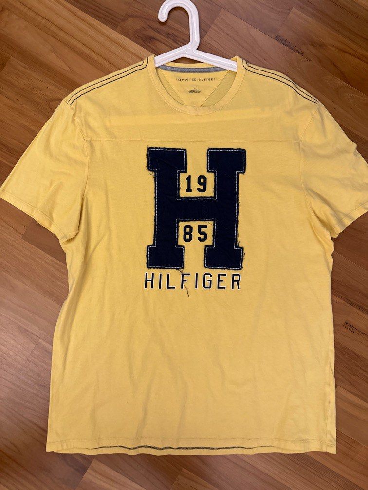 yellow tommy hilfiger t shirt mens